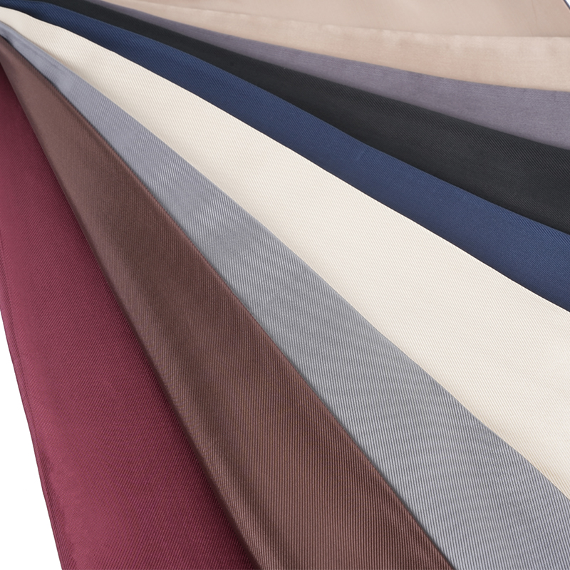 Sergé moyen en soie humaine 75d120d