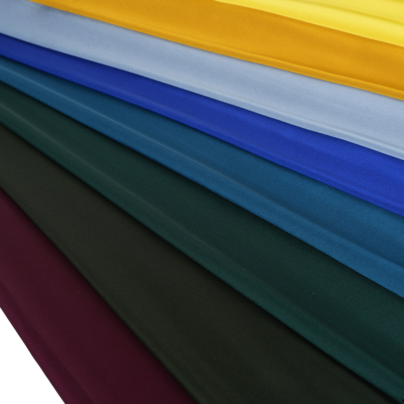 Mousseline de soie satinée extensible 50D teinte