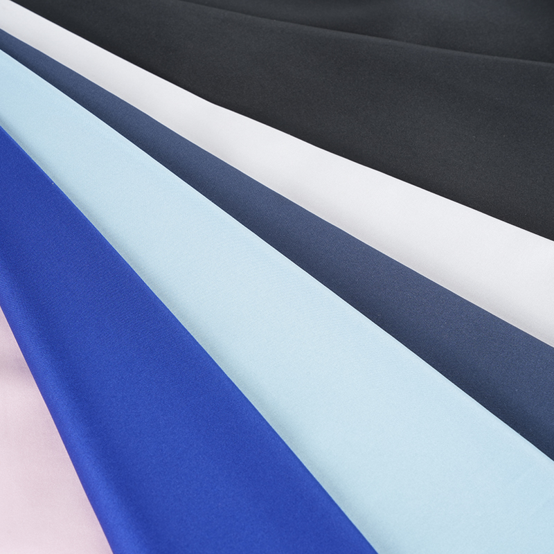 Tissu pongé 100 % polyester 190T.