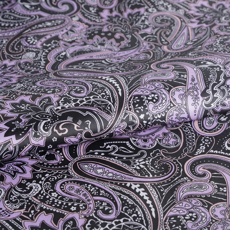 Tissu d'impression de feuille de pin de queue de cheval de taffetas de polyester 190T